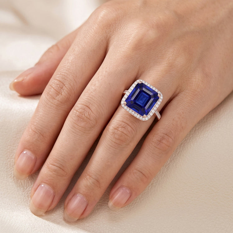 Bague de fiançailles saphir halo bicolore 14 carats 6 carats sertie de diamants