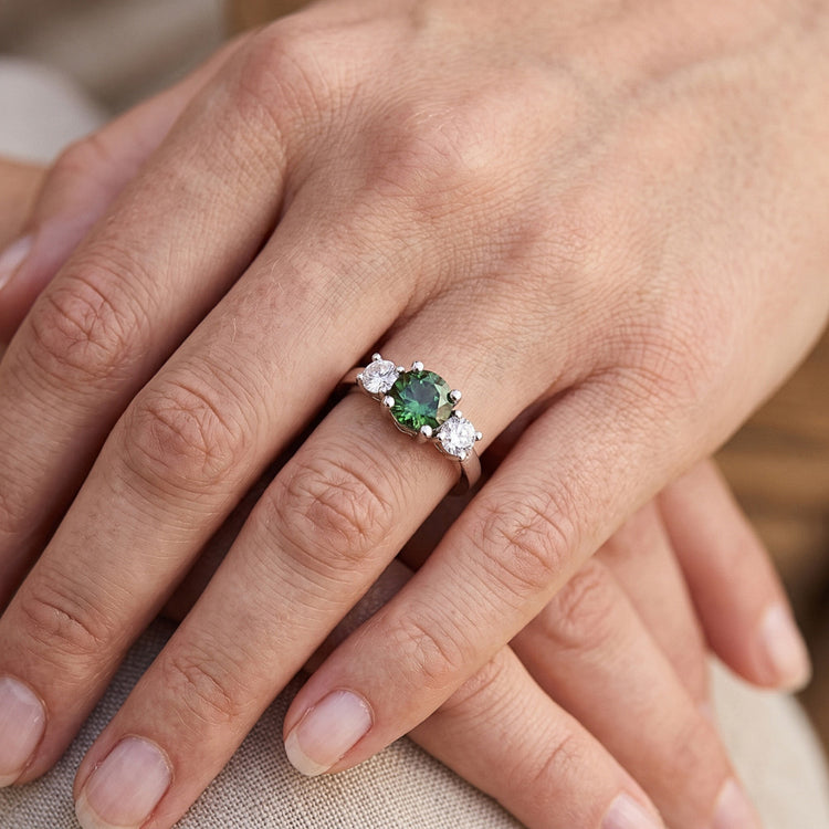 Bague de mariage à trois pierres avec diamants saphir vert 2 ct en or blanc 14k