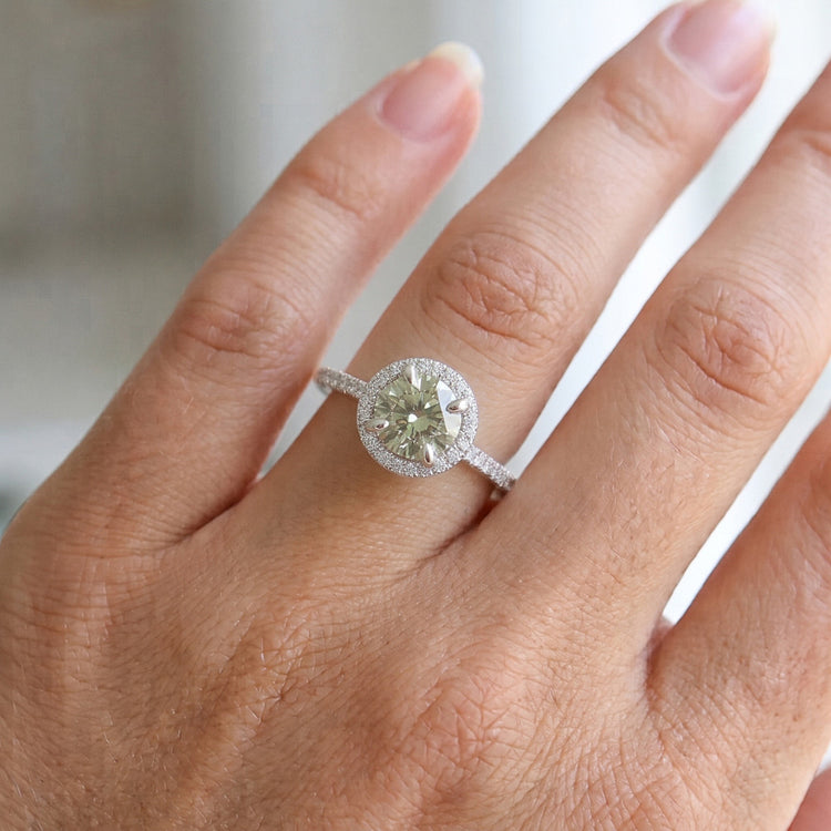 Bague de mariage diamant rond saphir vert 2 ct