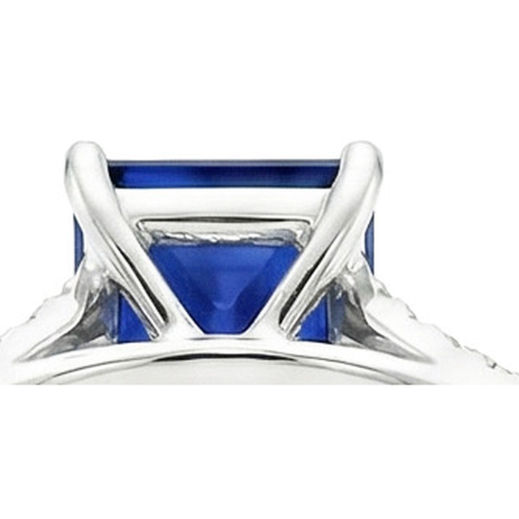naturel diamant 6carats bague sur blanc