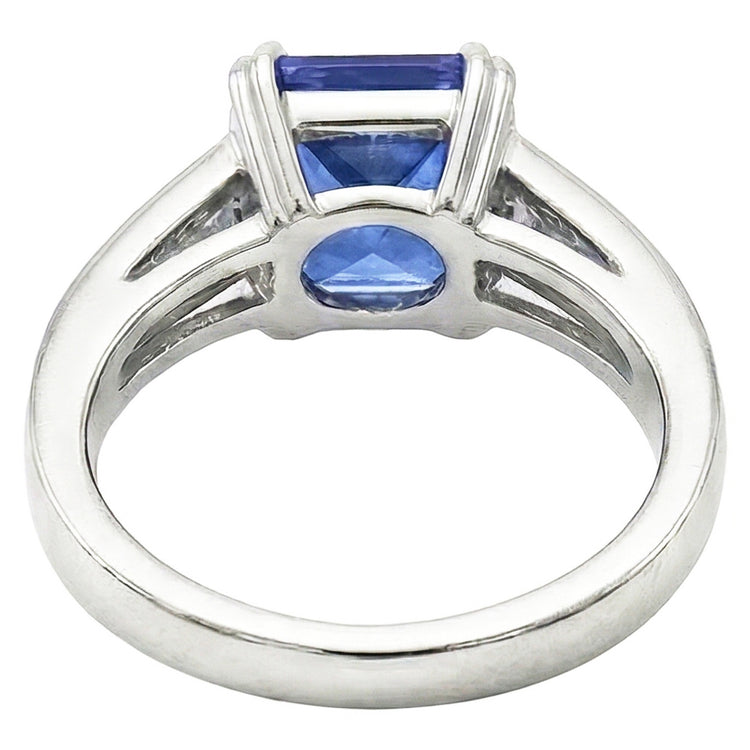 Bague en pierres précieuses Radiant Sapphire Channel Set Trapèze Diamonds 5 carats