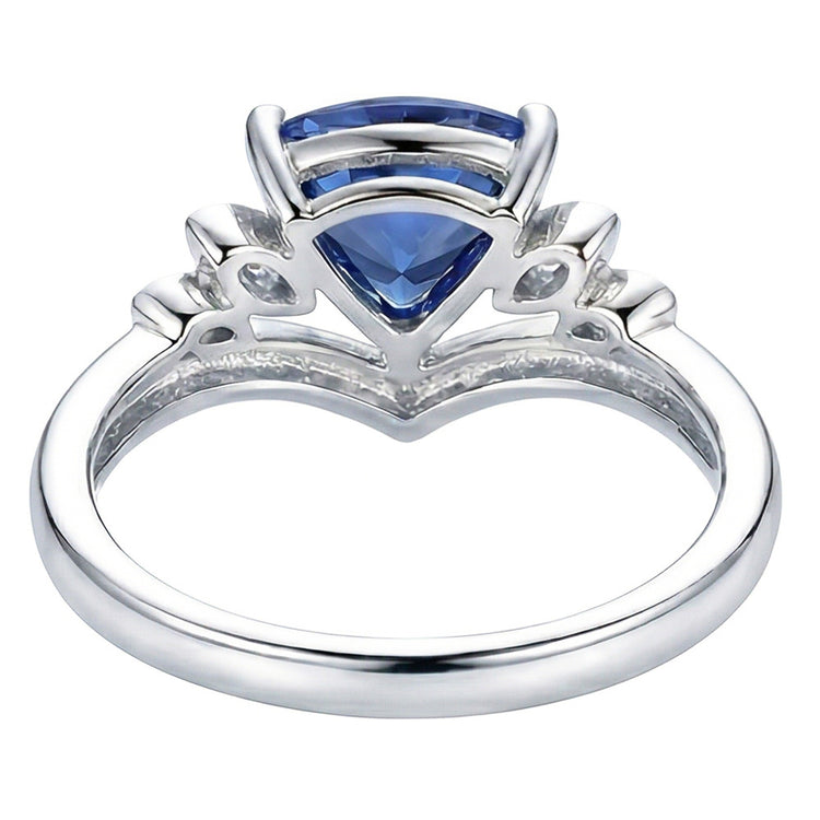Bague fantaisie pierre précieuse saphir 2 carats taille trillion bijoux en or 14 carats