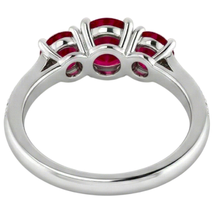 Bague or blanc 14 carats avec rubis de Birmanie 1.10 carats