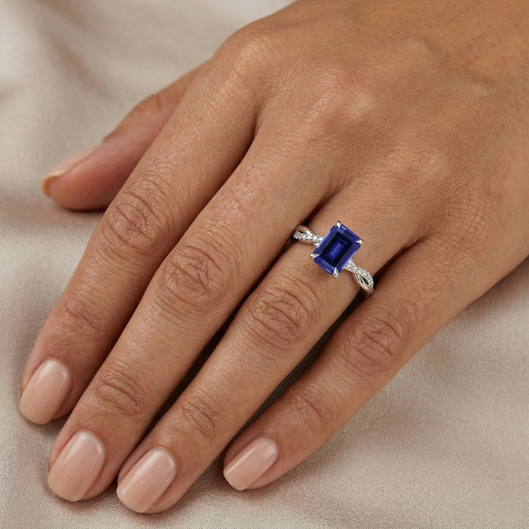 Bague Saphir Taille émeraude Torsadée
