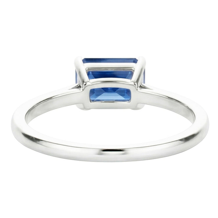 Bague Solitaire Rayonnante Griffe d'Aigle Or Saphir Bleu Clair 14K