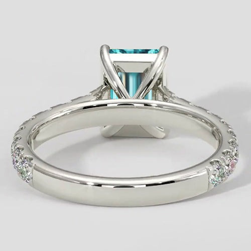 Bague élégante en diamant bleu Paraiba