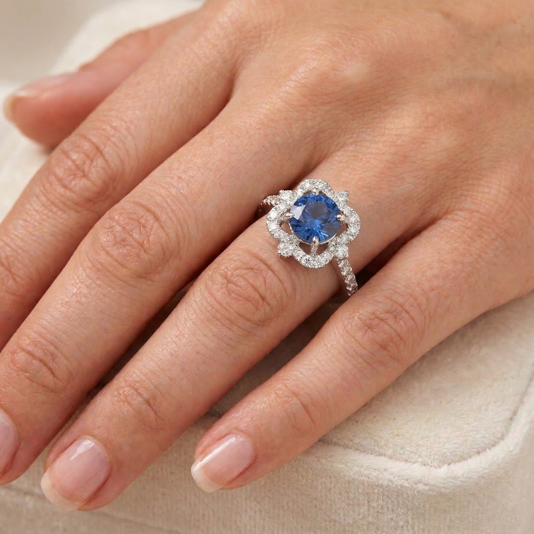 naturel round saphir 4.30carats bague avec accents diamants