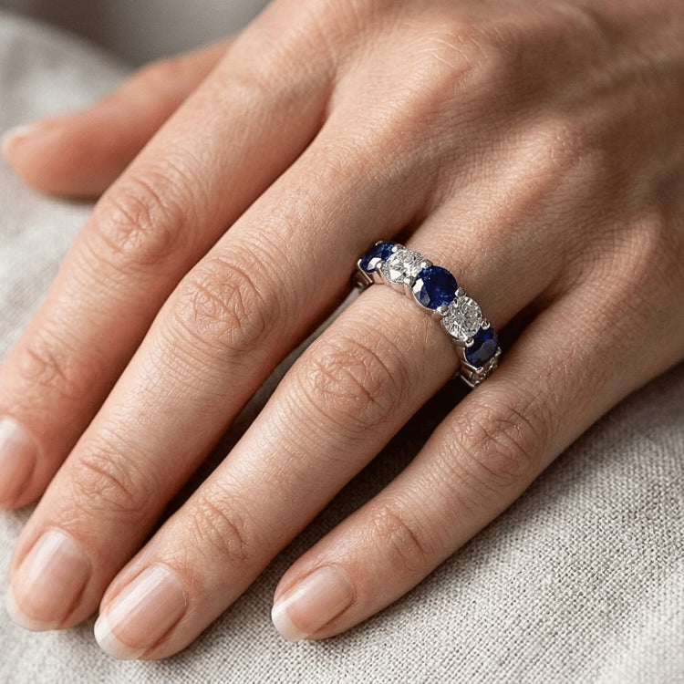 Bande Pour Femme Avec Saphir Bleu Et Diamant Naturel Extrait De La Terre
