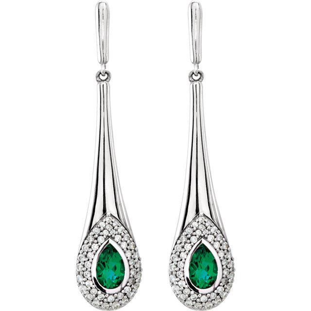 Boucle d'oreille Halo en or blanc 14K avec émeraudes Vert et diamants 1.88 carats