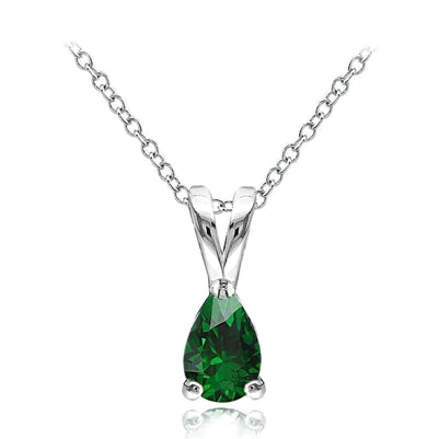 Collier avec pendentif en pierres précieuses émeraude Vert serti de griffes de 12 carats