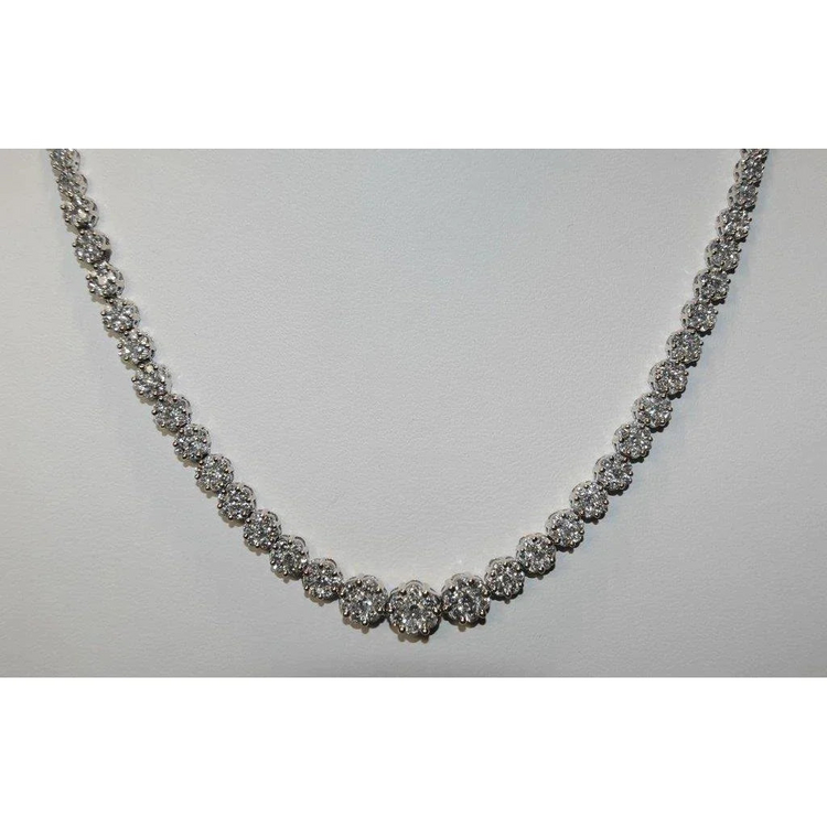 Collier élégant en or 20 carats avec diamants