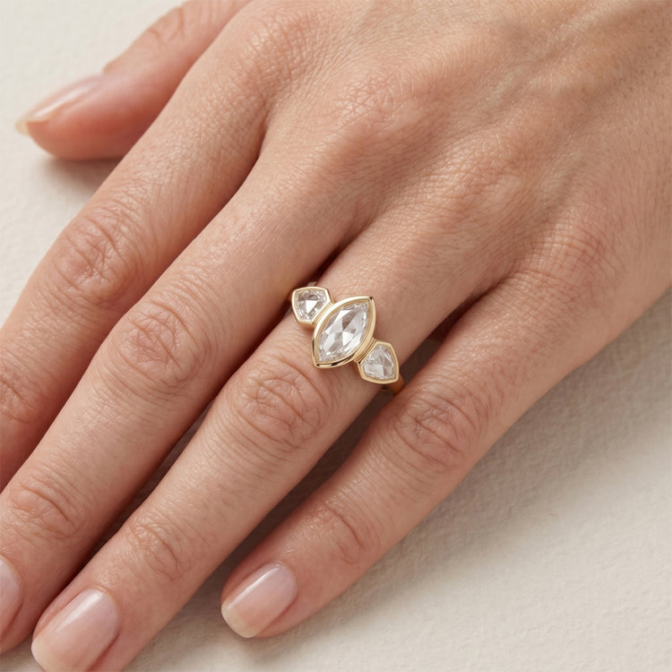 Confectionné main Bague Trilogie avec Diamant Fin Taille Rose