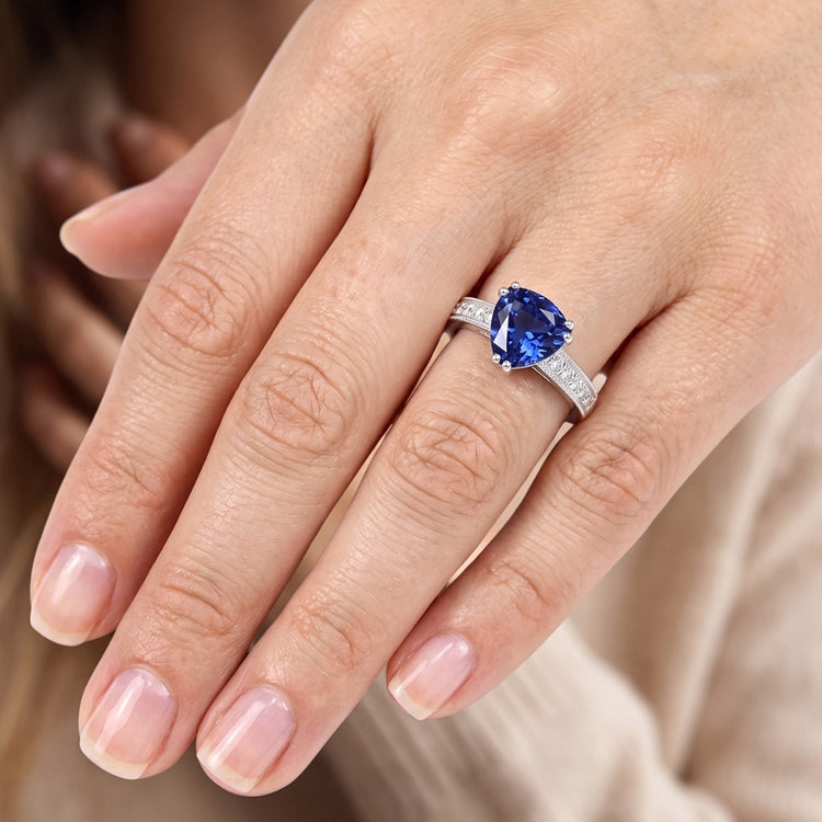 Diamant Bijoux Bague Saphir Bleu Taille Trillion Double Griffe 2 Carats