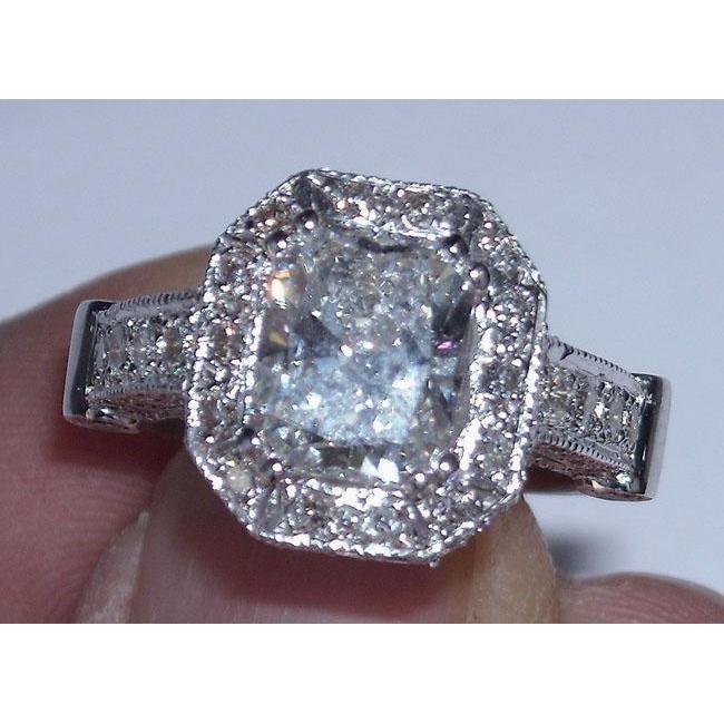 Ensemble De Bagues De Fiançailles En Naturel Diamant De 8.51 Carats. Taille Radiante