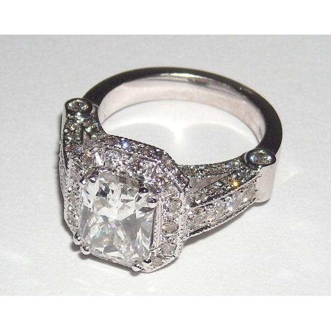 Ensemble De Bagues De Fiançailles En Naturel Diamant De 8.51 Carats. Taille Radiante