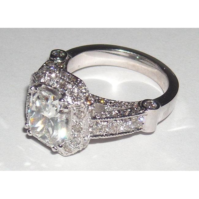 Ensemble De Bagues De Fiançailles En Naturel Diamant De 8.51 Carats. Taille Radiante