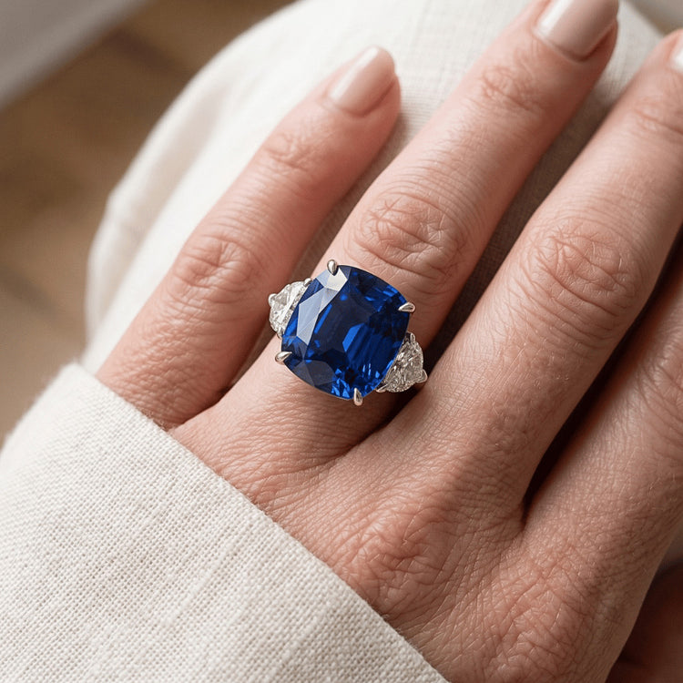 Grosse Bague Saphir Coussin 6 Carats