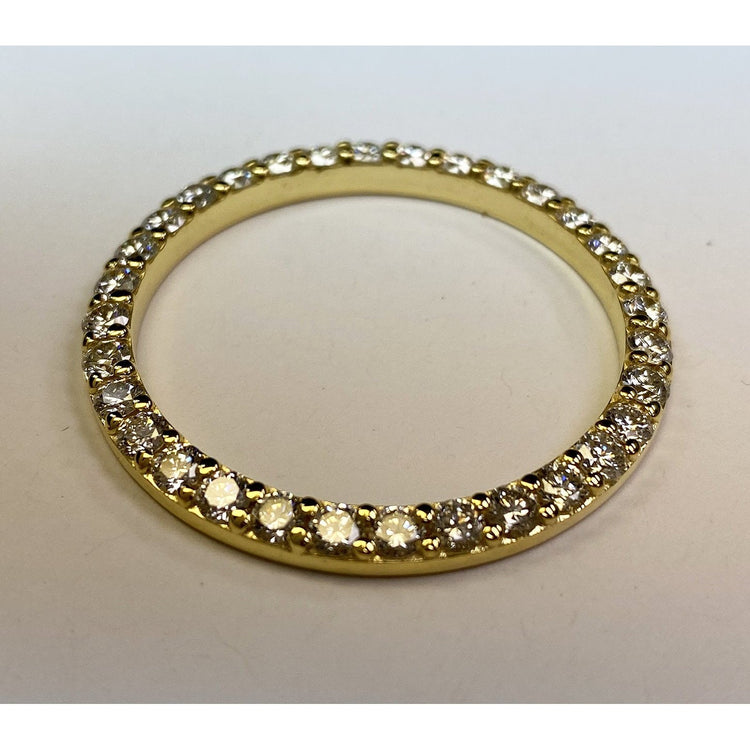 Lunette en diamant sertie de griffes pour montre Datejust ou Day Date 36 mm pour homme personnalisée 5,4 ct