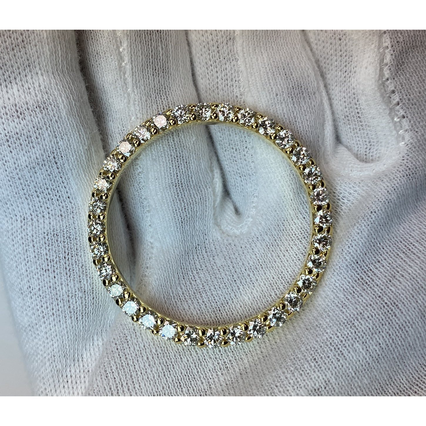 Lunette en diamant sertie de griffes pour montre Datejust ou Day Date 36 mm pour homme personnalisée 5,4 ct