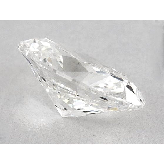 Diamant ovale de 2,5 carats, taille E, pureté VVS1, très bonne taille