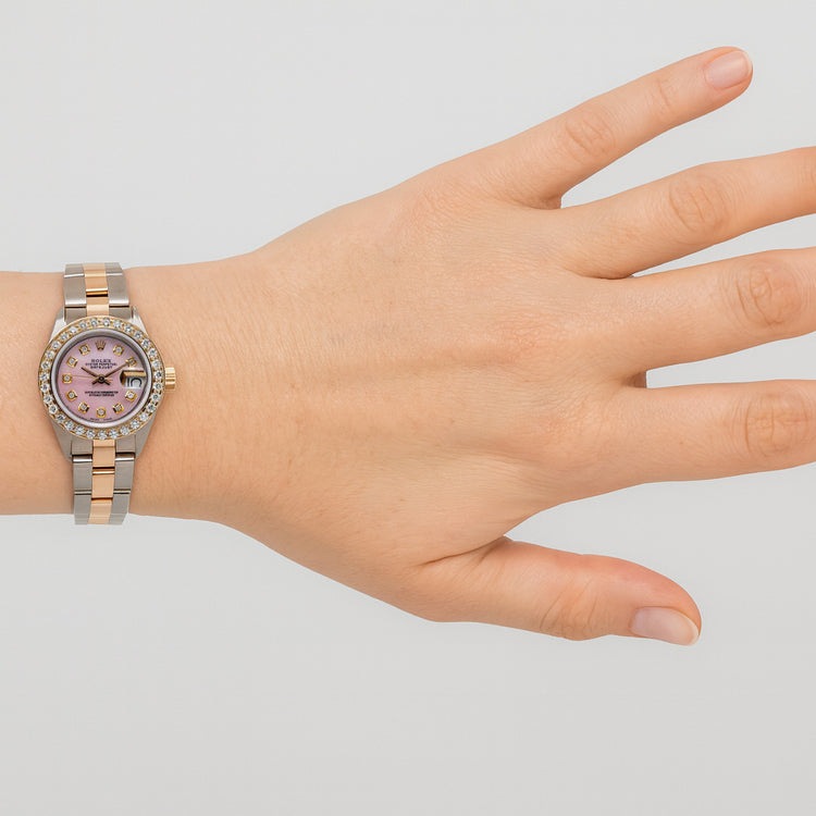 Montre Rolex Datejust 26 mm avec cadran en nacre rose et diamants, bracelet Oyster bicolore