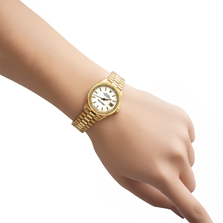 Montre Rolex Datejust President Style pour femme en or jaune avec cadran blanc P1