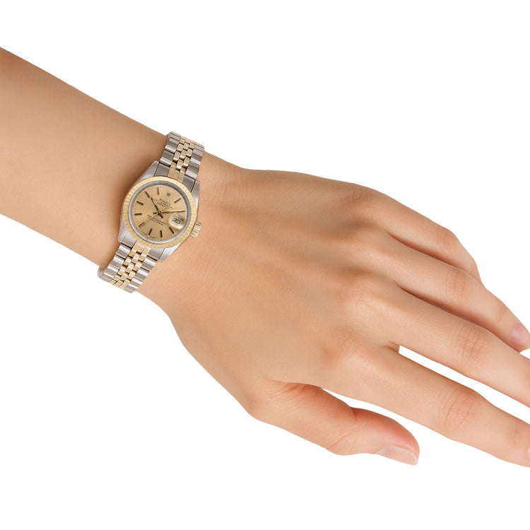 Montre Rolex Lady-Datejust 26 mm avec cadran champagne et deux tons P4