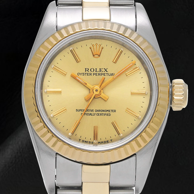 Montre Rolex Oyster Perpetual pour femme avec cadran champagne 67193