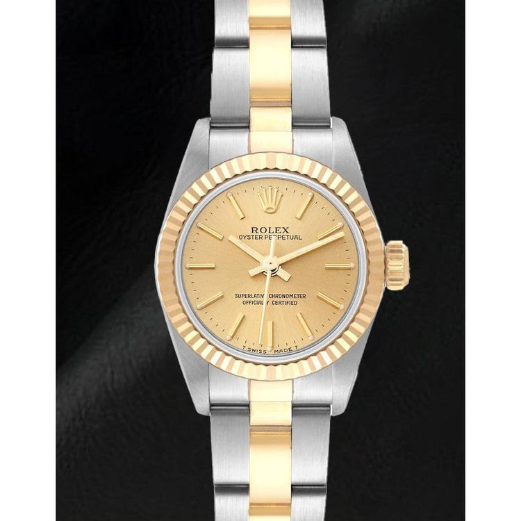 Montre Rolex Oyster Perpetual pour femme avec cadran champagne 67193