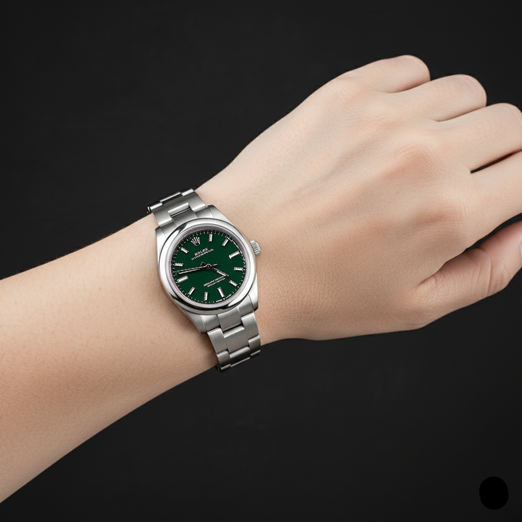 Montre en acier à cadran lumineux vert Rolex huître Perpétuelle pour femme P4