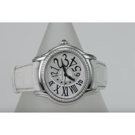 Montre personnalisée pour femme avec bracelet en cuir et lunette en diamant