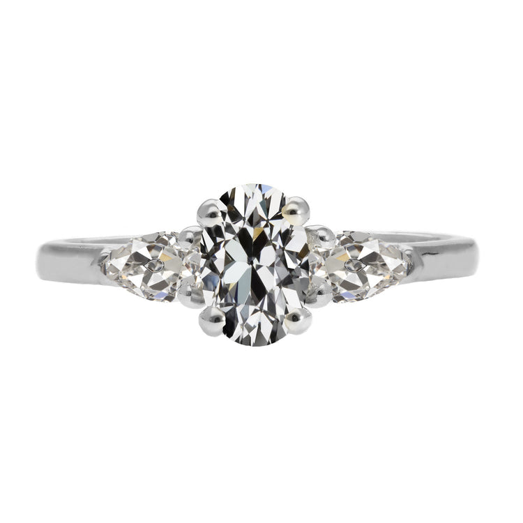 Diamant Ovale Bague Trilogie en Or 14K Blanc – vue principale