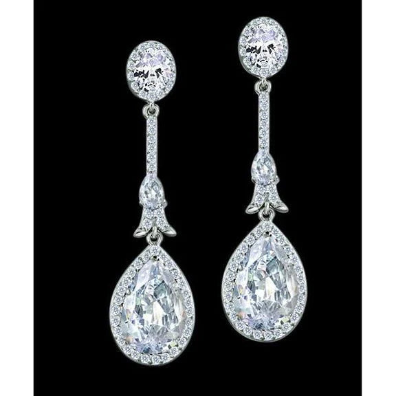 Paire De Boucles D'Oreilles Pendantes En Or Blanc Avec Réel Diamants De 4 Carats