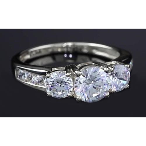 Réel Bague De Fiançailles 3 Carats À Trois Pierres Sertie De Griffes En Panier Rond