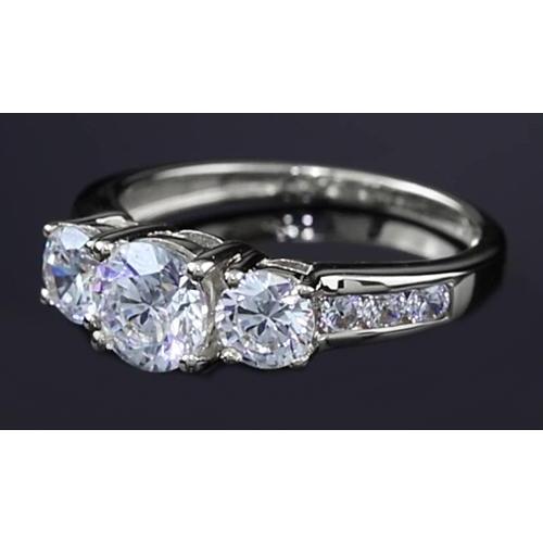 Réel Bague De Fiançailles 3 Carats À Trois Pierres Sertie De Griffes En Panier Rond