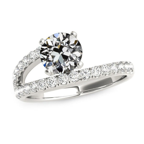 Réel Bague diamant rond taille ancienne mine 4 griffes tige fendue 4 carats