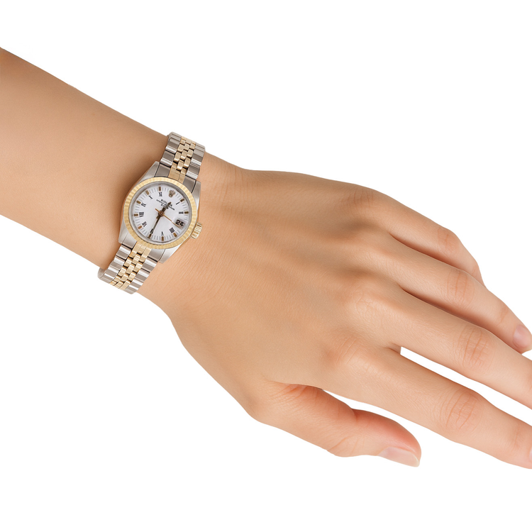 Rolex Montre huître Perpétuelle Date Bicolore pour Femme Bracelet Jubilé P4