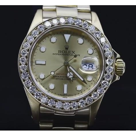 Montre de taille moyenne