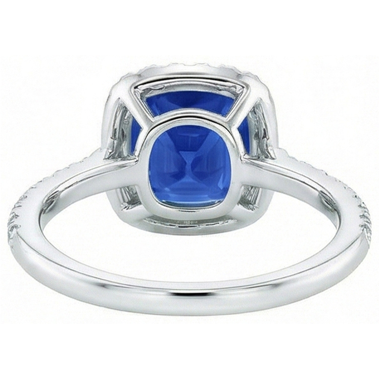 naturel cushion diamant 2.50carats bague sur blanc