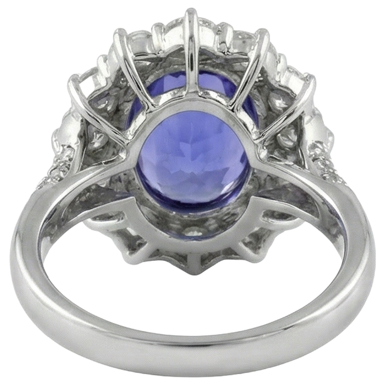Solitaire Avec Accent 7.25 Ct. Bague Tanzanite Et Diamants