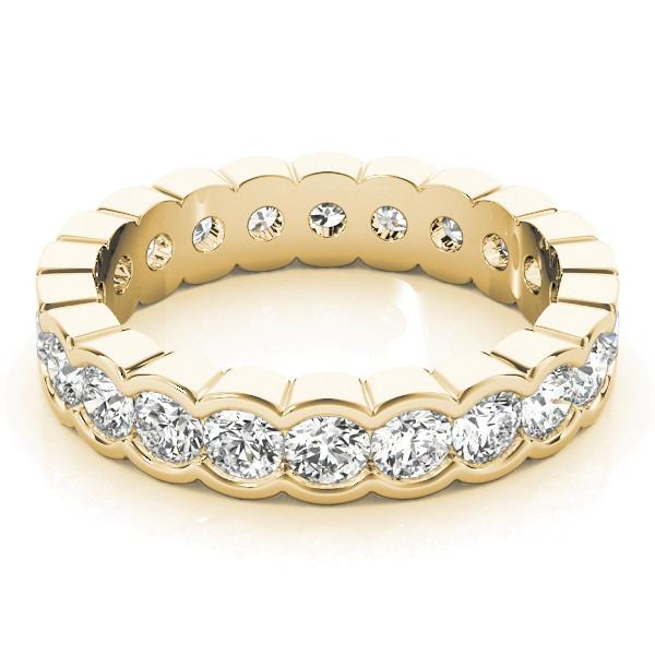 Élégant Eternity Band 3,24 carats – vue de côté