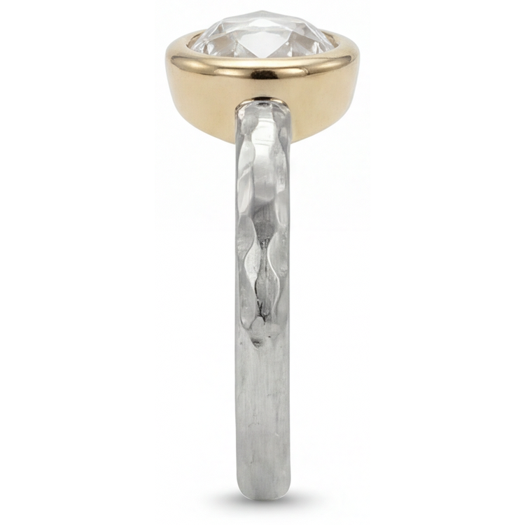 Brillant Ovale Solitaire de Fiançailles en Or 14K Bicolore – vue de profil