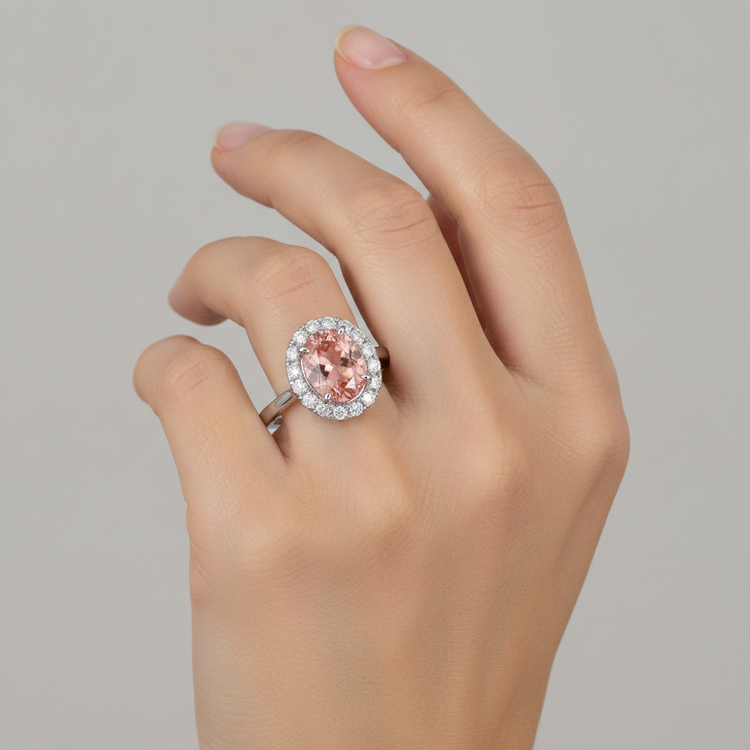 Bague Saphir Padparadscha de laboratoire Ovale 4,3 Carats Halo Or Blanc 14K