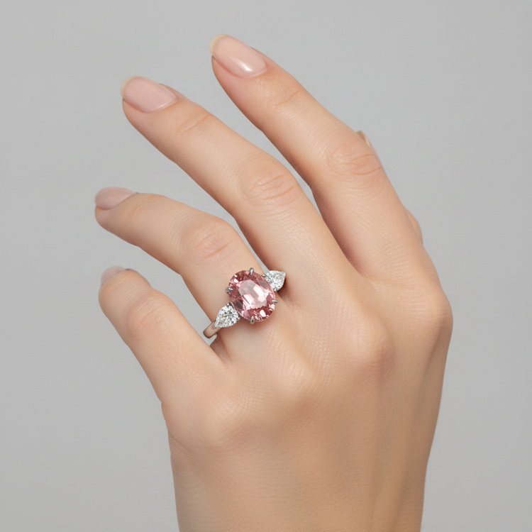 Bague de Fiançailles Saphir rose-orangé ovale authentique de 4,1 Carats, Trilogie en Platine