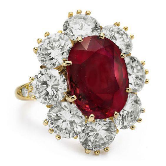 Bague de fiançailles grenat taille ovale et diamants sertis griffes 7.25 ct - HarryChadEnt.FR