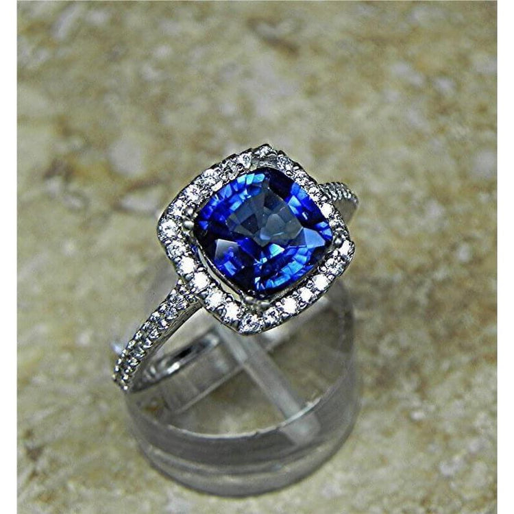 Bague de mariage avec halo de diamants et saphirs taille coussin bleus en or 3.5 ct 14 carats - HarryChadEnt.FR