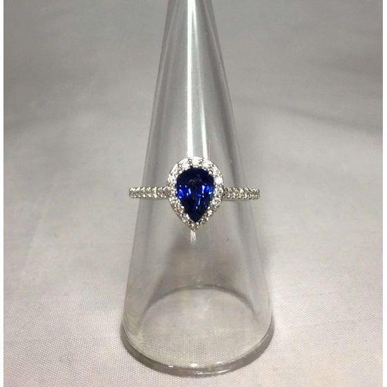 naturel pear diamant 1.60carats bague sur blanc