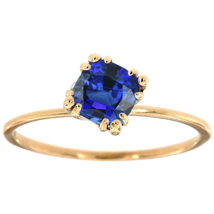 Bague en saphir bleu coussin solitaire pour femme 2.50 carats triple griffes - HarryChadEnt.FR