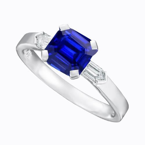 Bague saphir diamant 3 pierres émeraude 1.75 carats Baguettes coniques - HarryChadEnt.FR