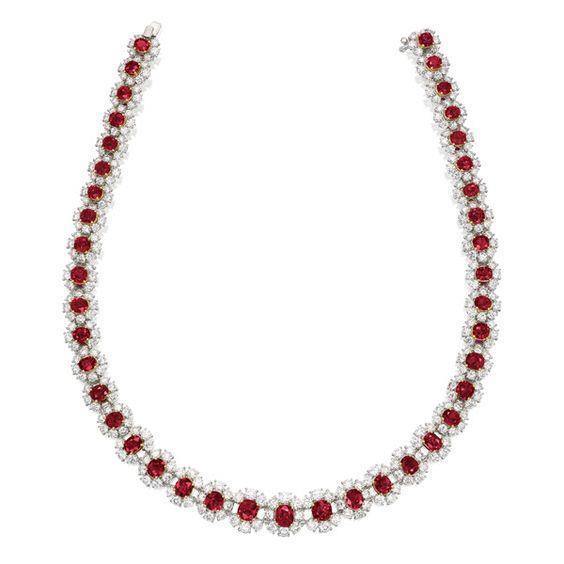 Collier Femme 28.50 Ct Rubis Et Diamants Or Blanc 14K - HarryChadEnt.FR